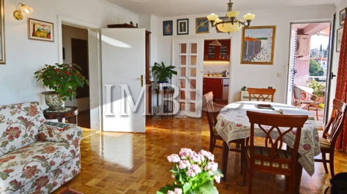 Južno orijentiran stan cca 80m2 | Mogućnost uređenja dodatne spavaće sobe | Centralna lokacija | Dubrovnik