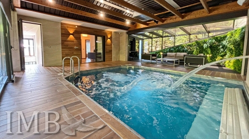 ZAGREB, GRAČANI | ATRAKTIVNA VILA 450 m2 NA ZEMLJIŠTU POVRŠINE 1100 m2