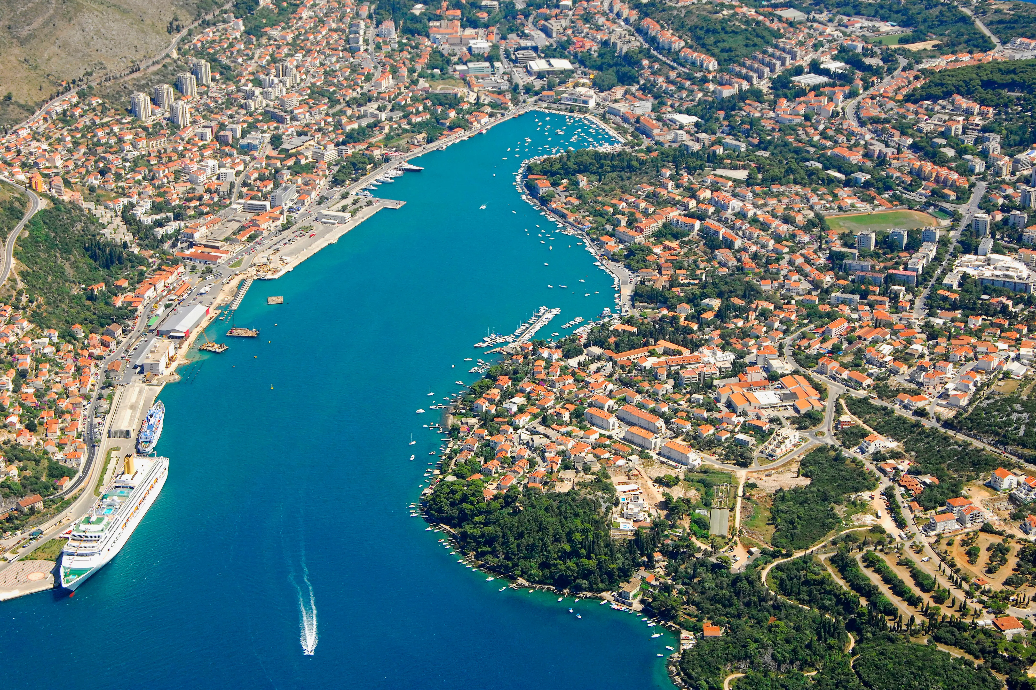Prostrani poslovni prostor cca 400 m2 na traženoj lokaciji - Dubrovnik
